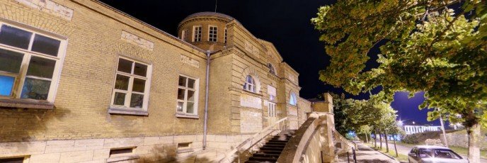 Ночная панорама вблизи Пироговских ванн