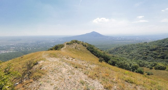 Летняя фотопанорама Бештау