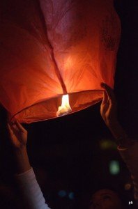 Запуск небесных фонариков в Пятигорске