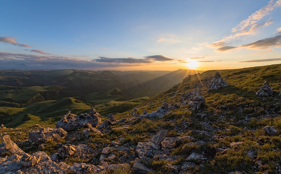 Горки камней