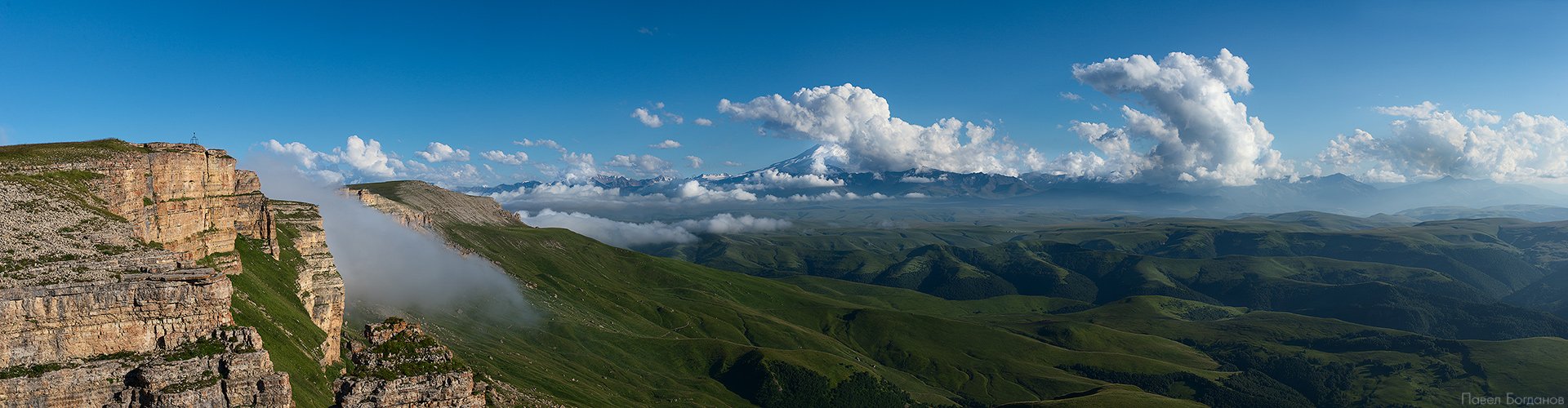 Панорама Бермамыта с видом на Эльбрус