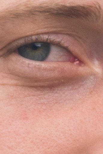 Nikkor 75-300, 300mm, f/5.6, ISO 400