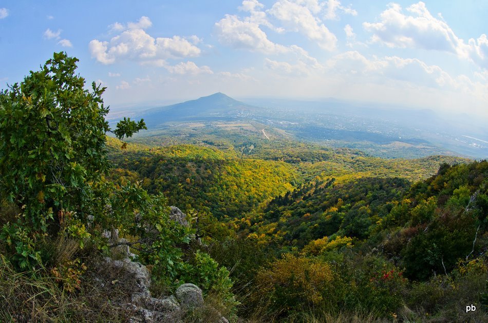 Панорама Пятигорска с Бештау